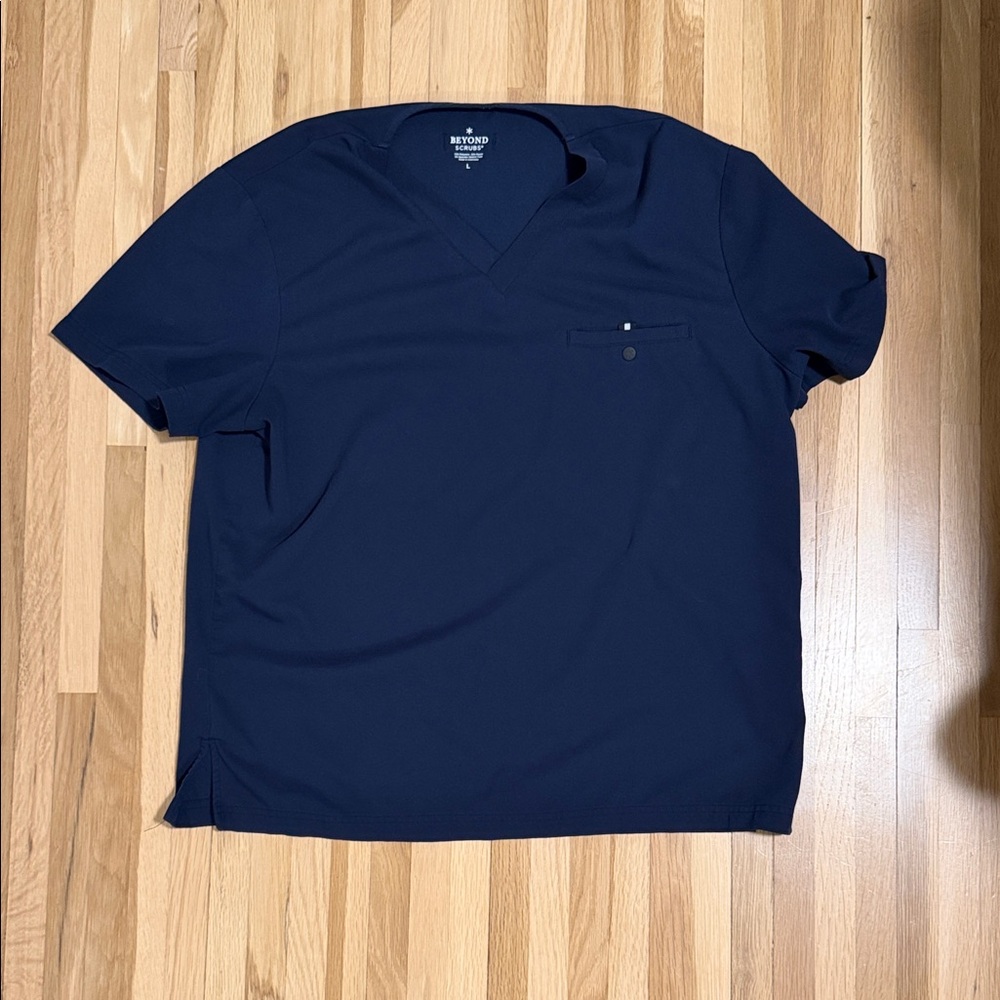 Men's V-Neck Navy Scrub Top